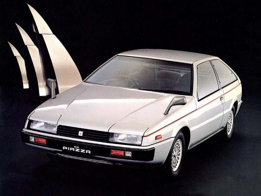 Isuzu Piazza Turbo 1985 года  (фото 2 из 4)